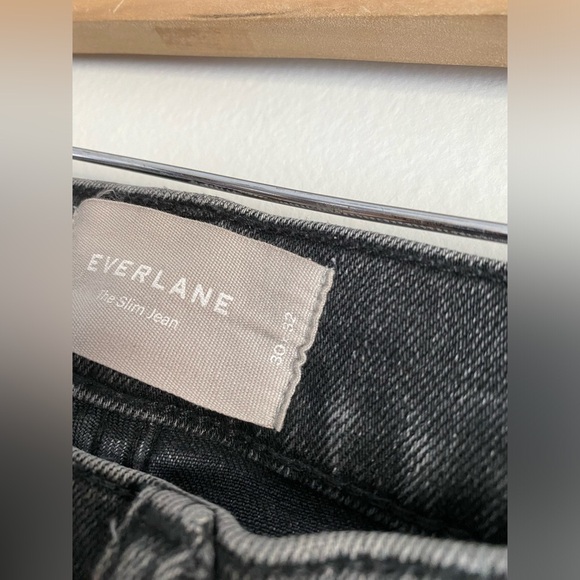EVERLANE Men’s Black Gray Slim Faded Jeans Stretch Soft Classic Distressed 30x32 - Picture 7 of 9